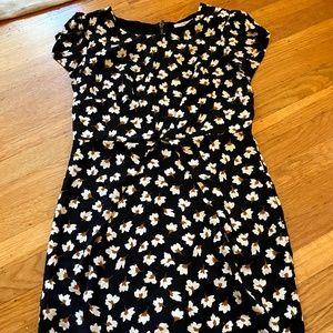 Floral Patterned Fitted Dress